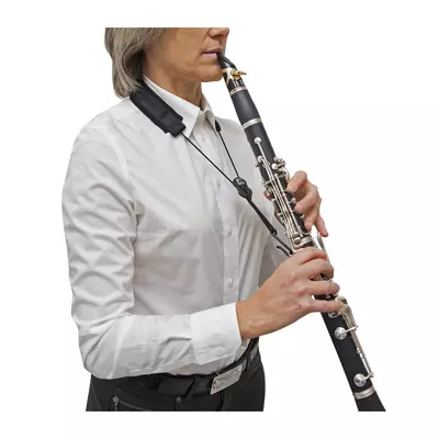 BG kampós, párnázott, fekete klarinét nyakló