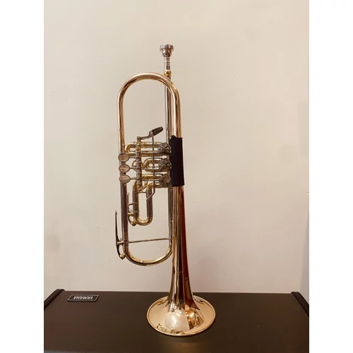 Yamaha lakkozott sárga- és gold-brass használt B-trombita