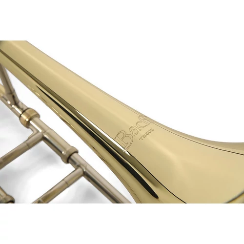 Sárgaréz tölcsér