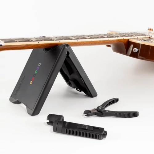 D'Addario fekete gitárhúrozó készlet nyaktámasszal